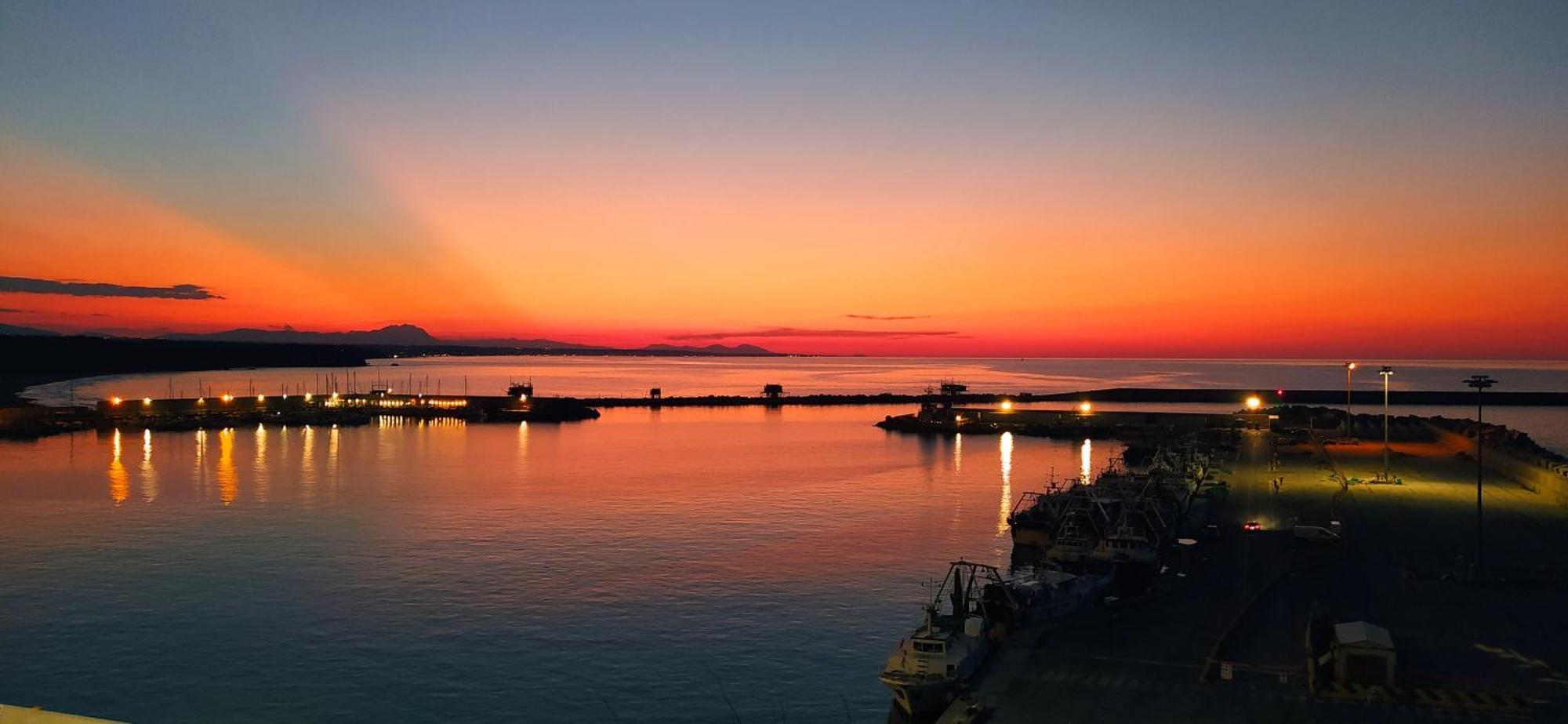 Accanto Al Faro Apartment